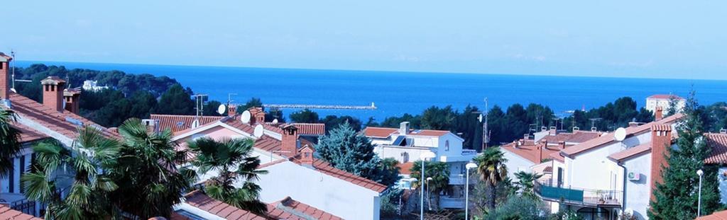 Apartments Radmila Porec Bagian luar foto