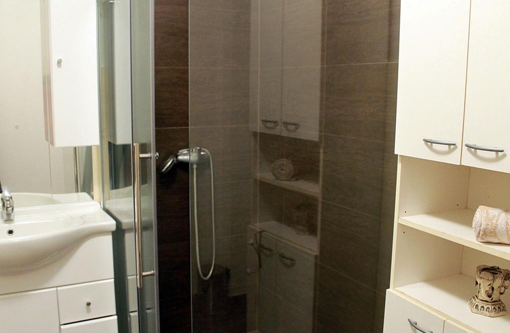 Apartments Radmila Porec Bagian luar foto
